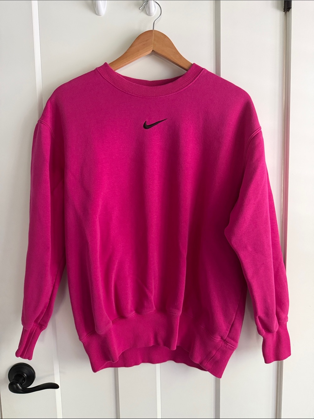 Dark pink Nike sweatshirt